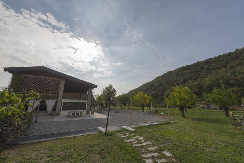 Agriturismo Locanda Del Pesco Collebeato Exteriör bild